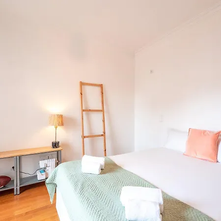 Apartment Guestready - Laranjeiras Family Lisbon
